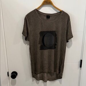 NU Men's Brown Graphic T-Shirt size XL